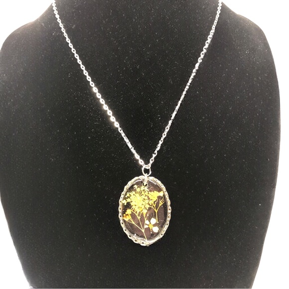 Handmade Earrings & Necklace Set Dried Floral Inlay Silver-tone Chain NE… - Picture 6 of 11